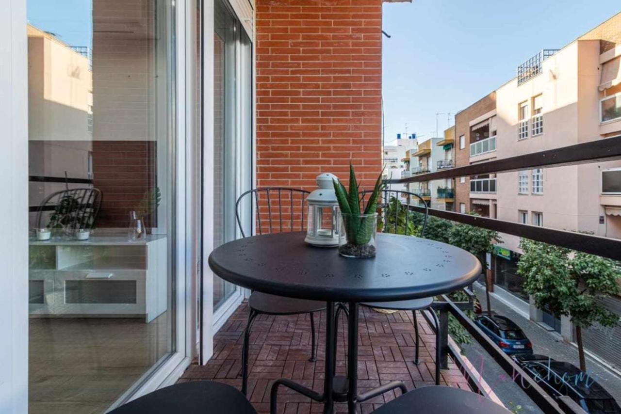 2 Apartamento En Estadio Sevilla 6 Plazas 3 Hab Y Metro ภายนอก รูปภาพ